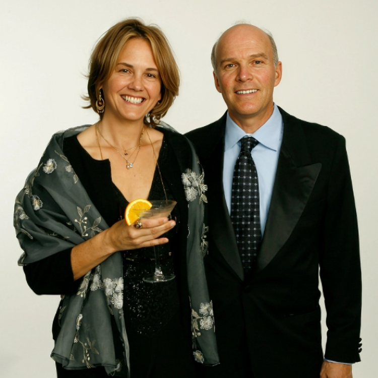 Melinda Culea married Peter Markle on August 11, 1996.